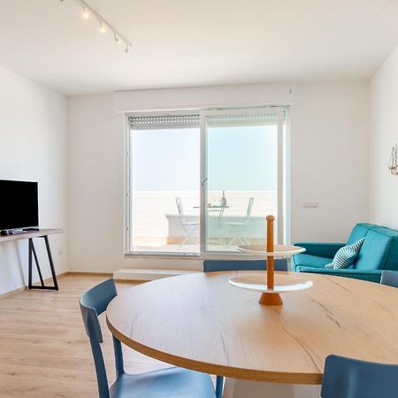 Waterfront Apartment With Seaview Balcony Bari Esterno foto